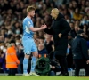 Guardiola reageert met sarcasme op geruchten: "De Bruyne? Nee, ik wil niet dat hij speelt!"