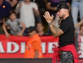 Kevin Debaty nog steeds op handen gedragen door fans Antwerp, goalie biedt excuses aan bij supporters Waasland-Beveren voor misverstand