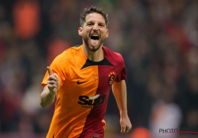 📷 Ondanks zijn leeftijd blijft Dries Mertens indruk maken en behoort hij zelfs tot het rijtje van de allergrootsten