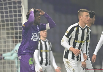 Beerschot en Charleroi houden elkaar in evenwicht na zeer matige pot zondagavondvoetbal op 't Kiel