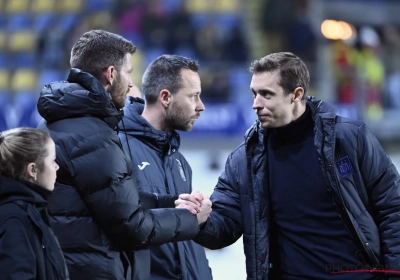 'Daarom viel Jan Vertonghen niét in op het veld van Charleroi en... we weten ook meteen wanneer hij zijn terugkeer wél zal vieren'